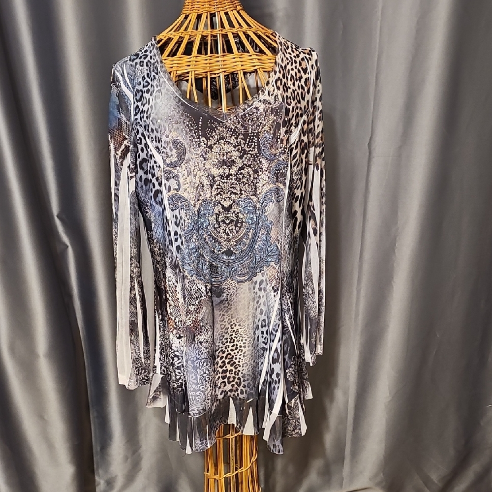 Stylish Animal Print Long Sleeve Top